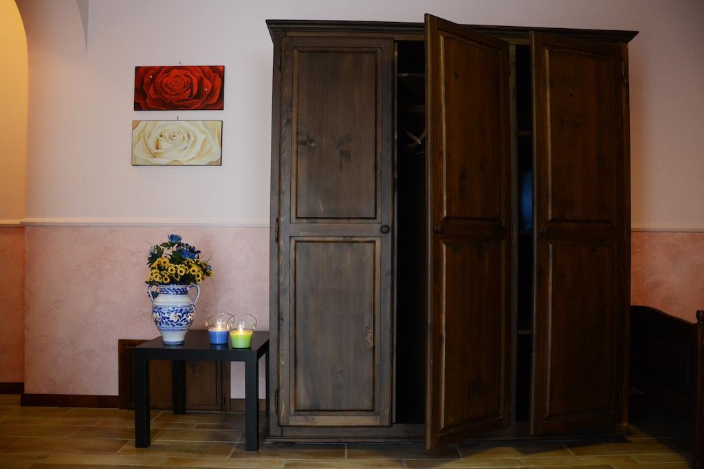 B&B Notti E Dintorni Николози Экстерьер фото